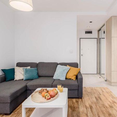 Chill Apartments Wola Center Varsovia Exterior foto