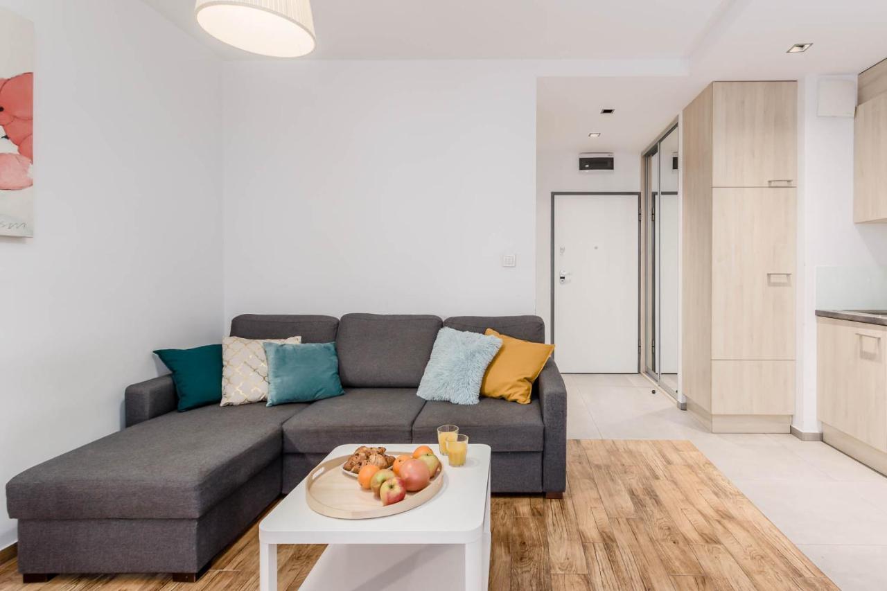 Chill Apartments Wola Center Varsovia Exterior foto