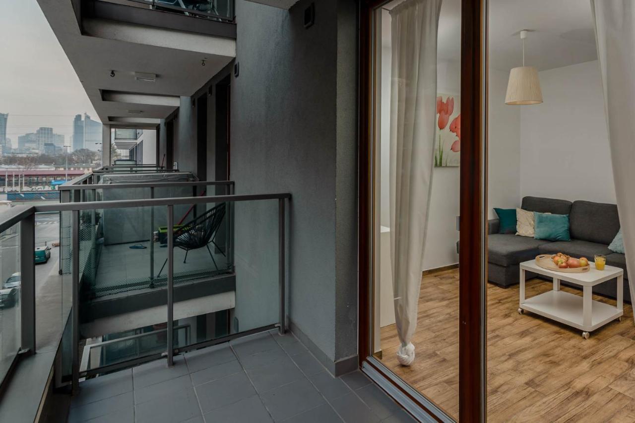 Chill Apartments Wola Center Varsovia Exterior foto