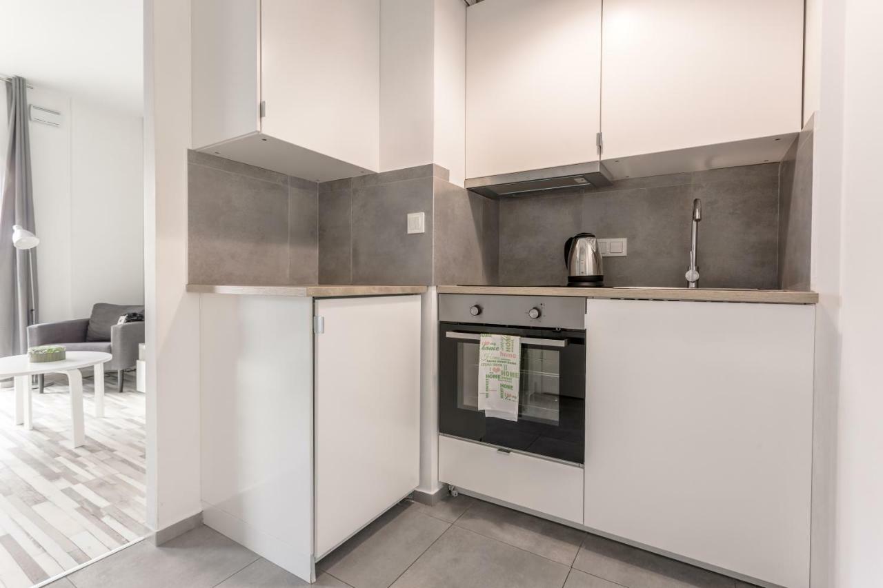 Chill Apartments Wola Center Varsovia Exterior foto
