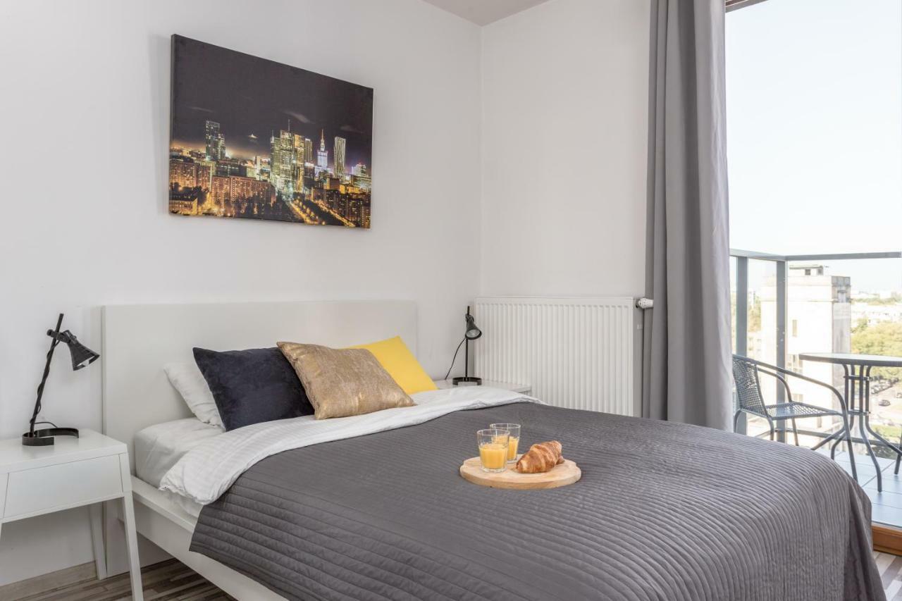Chill Apartments Wola Center Varsovia Exterior foto